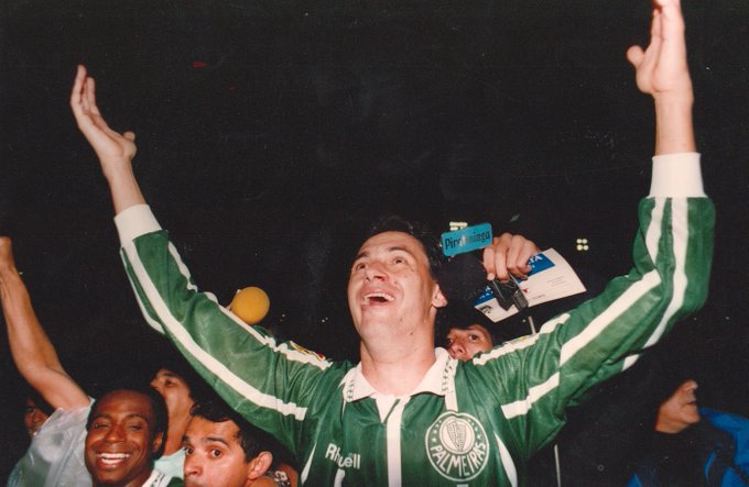 HistoriaSEP's tweet photo. "Paulista de 93, Não foi uma conquista qualquer. Foi o resgate de uma nação.Pessoas que tiveram orgulho de vestir a camisa" - Evair https://t.co/GCXMNe6b5A