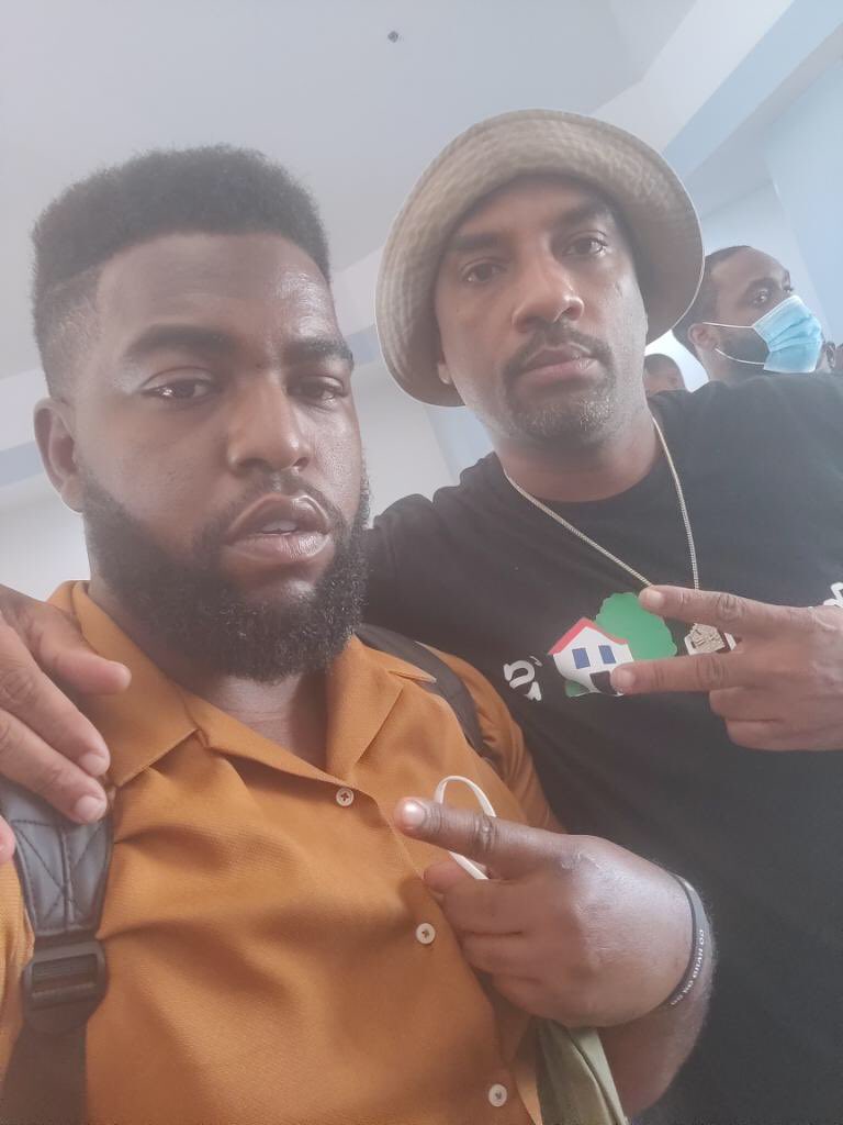 TyronMcDaniel's tweet photo. Salute to my guy Sid... Something I said at the #BlackseedSummit gave him an idea to launch a business based around things he’s already doin! #LoveToEmpowerThePeople 💪🏾💪🏾💪🏾 @siddiue_1 #IGotchaBack https://t.co/VrfX1Lj3dA