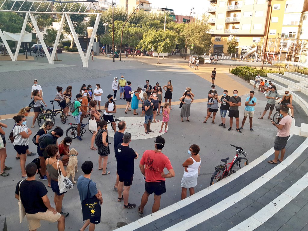 UCFR_Premia's tweet image. Concentració a #PremiadeMar demanant justícia per a l&apos;Eleazar Blandón, mort per un cop de calor treballant al camp. 

Reclamem drets i dignitat per a totes les persones migrades i refugiades. #RegularitzacióxTotes