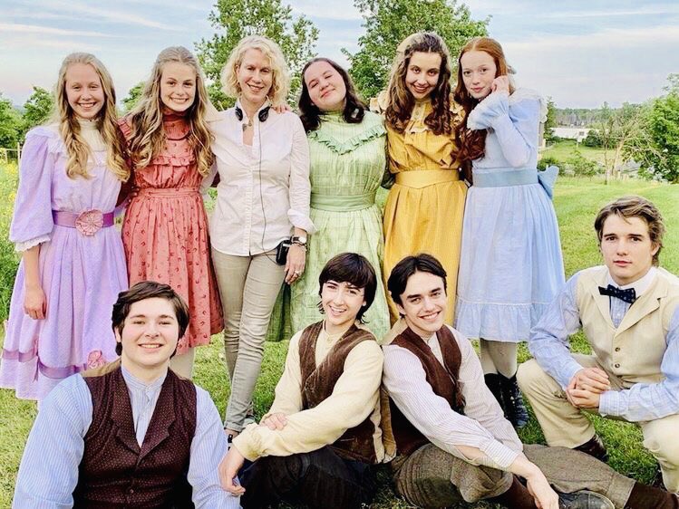 auroranne_hp's tweet photo. +Hai, avete compiuto una Magia.
Favolosa.
Grazie AwaE🧡
#renewannewithane
#ChiamatemiAnna
#AnnewithanE
@netflix @NetflixIT @CBC @ItaliaRai @RaiDue @RaiPlay @AnneTheSeries
@AmybethMcnulty @YoWalleyB #AriPosner #LucyMaudMontgomery https://t.co/f5LtzqLRSB