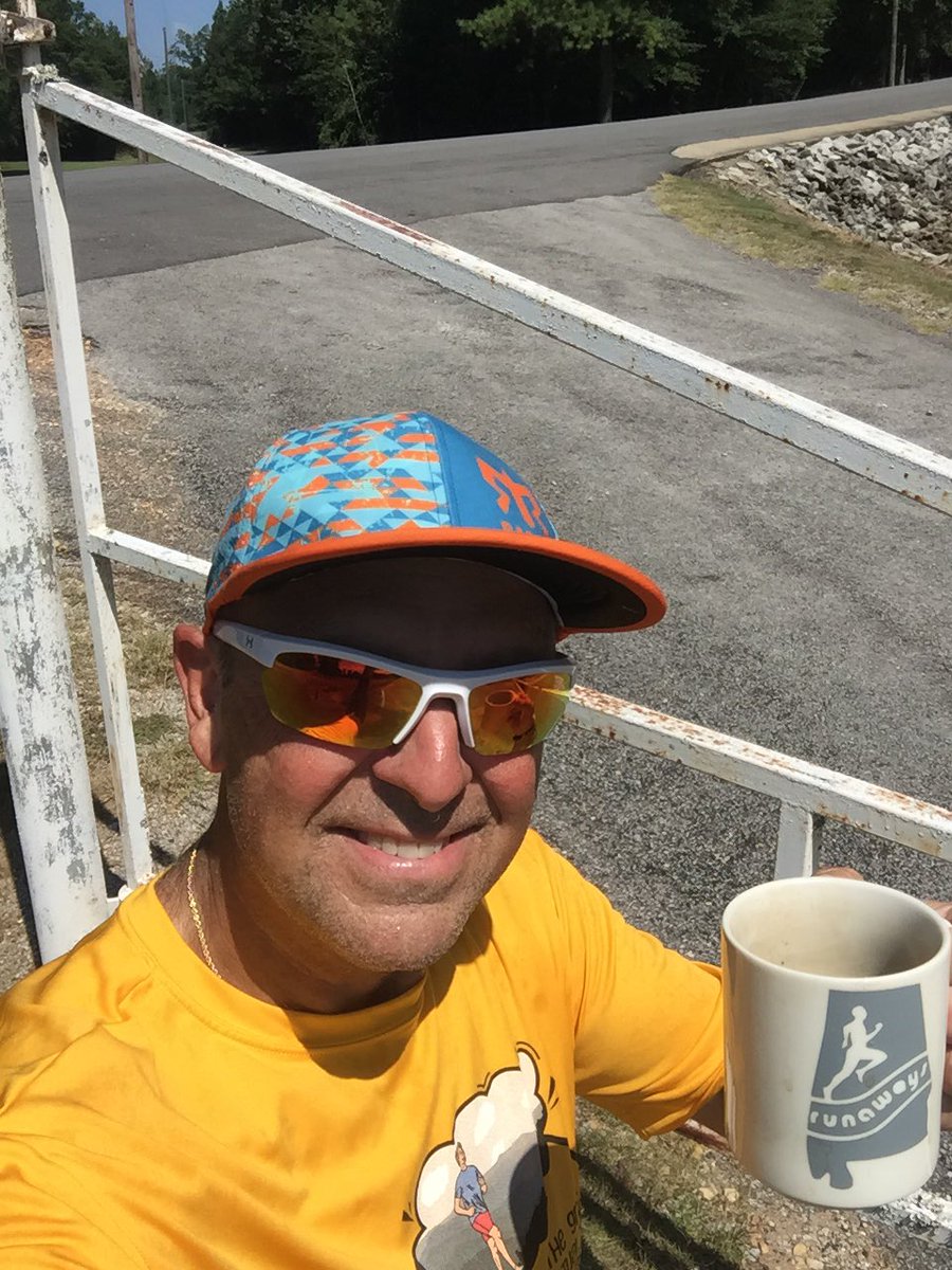 JefRuns's tweet photo. Cups UP from my completion of The Great Virtual Race Across Tennessee. The event was virtual but the miles and awesome companions were real. Have a great weekend! #TGVRAT #theCoolKidz #Grynders https://t.co/ZiHsesjjQX