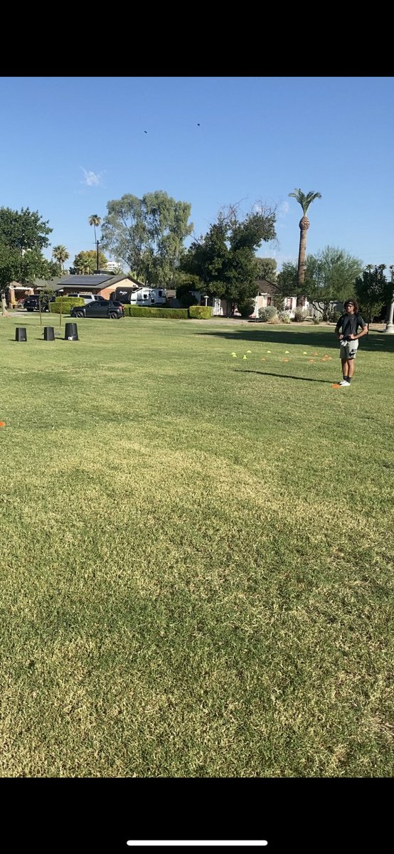 CoachTae65's tweet photo. ⁦@tuckerw03⁩ We got better today. Even the camera couldn’t take the heat we put out! Keep striving. Class of ‘22 Top DE/OLB. ASU offered as a freshmen! Time to get back!! https://t.co/1pcbKRMktZ