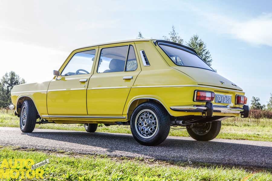 classiccars01's tweet photo. Simca 1100 Ti uit het archief van Auto Motor Klassiek (https://t.co/WNAUMmY2yk). We publiceerden het artikel erover in AMK nummer 12 van 2019. Mooi of niet mooi?
#automotorklassiek #simca #simca1100ti #classiccars https://t.co/JL9eDINDXT