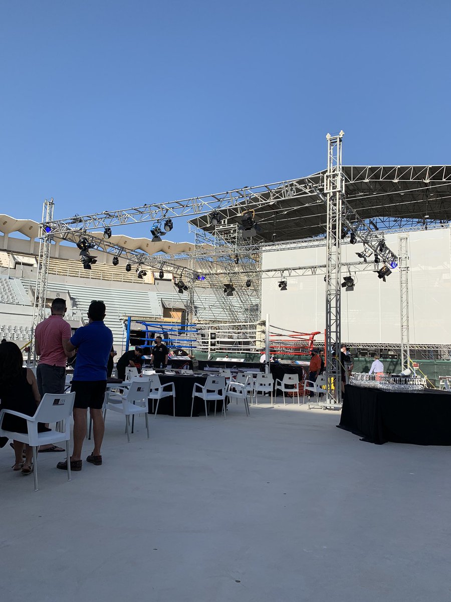 Ya en el <a href="/MarbellaArena/">Marbella Arena</a> y todo preparado para el gran evento <a href="/MGZ_Promotions/">MGZ Boxing</a> <a href="/LejarragaKerman/">Kerman Lejarraga</a> vs <a href="/TyroneNurse/">Tyrone Nurse</a> #LejarragaNurse <a href="/WBCBoxing/">World Boxing Council</a> <a href="/wbcboxeo/">World Boxing Council en Español</a>