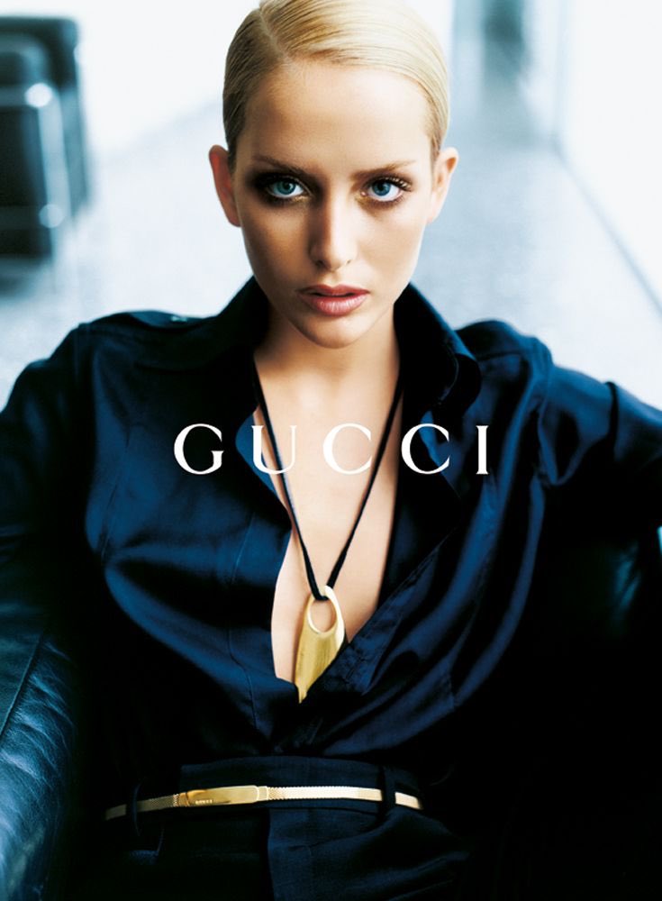 50/ Le charadesign de Prosciutto est inspiré du look de Georgina Grenville pour la collection automne / hiver 1996 de Gucci.