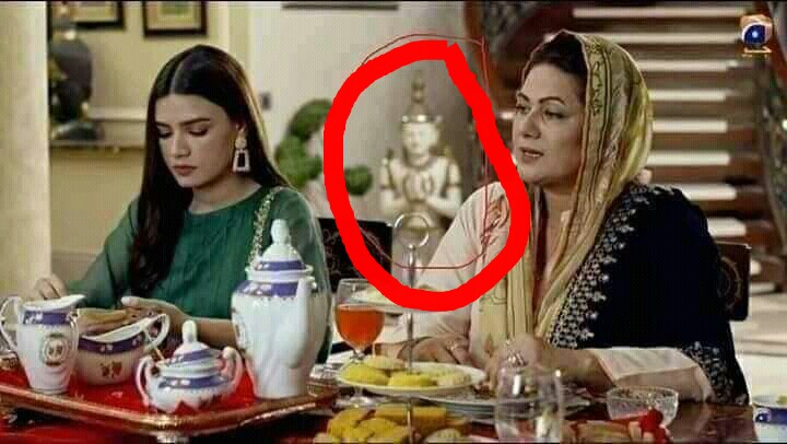 جیو ٹی وی نے ڈراموں میں بھگوان لانا شروع کر دے غیر محسوس انداز میں نوجوان نسل کی ذہن سازی کی جا رہی ہے سب لوگ جیو کا باٸیکاٹ اور اس اسلام دشمن ٹی وی کو بےنقاب کرنے کے لیے سب لوگ ریٹویٹ کرو