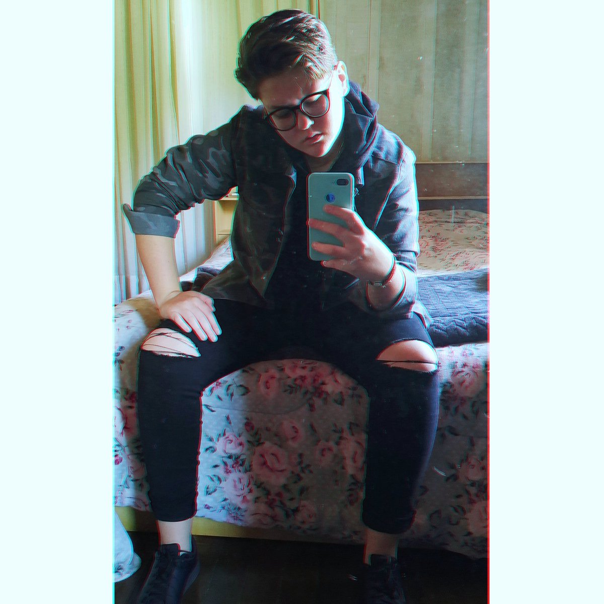 loffi_delly's tweet image. Cortei o cabelo gostaram meninas #LGBTQnaoTemPaz