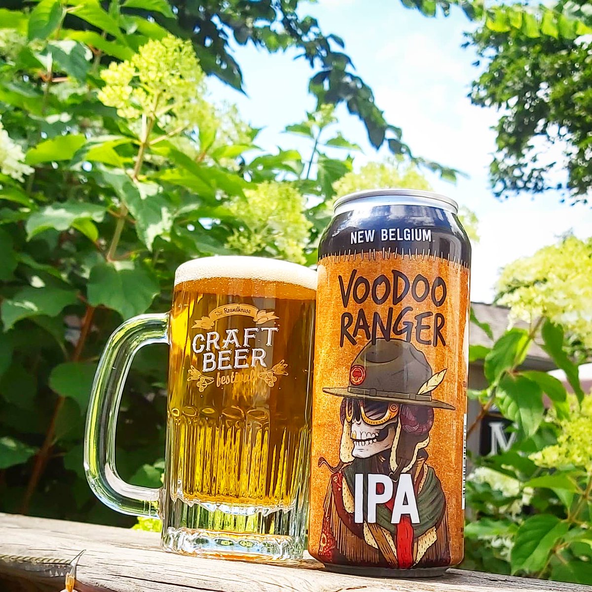 DrunkPolkaroo's tweet photo. Well now, this was a pleasant surprise in my @SteamWhistle #RHCBF Beer Fest in a Box, the 7.0% @newbelgium Voodoo Ranger IPA. Brewed under contract north of the 49th by Steamwhistle, it leans west and tasty! Full video : https://t.co/4MNsBw5wwz https://t.co/fus4hI18Lw
