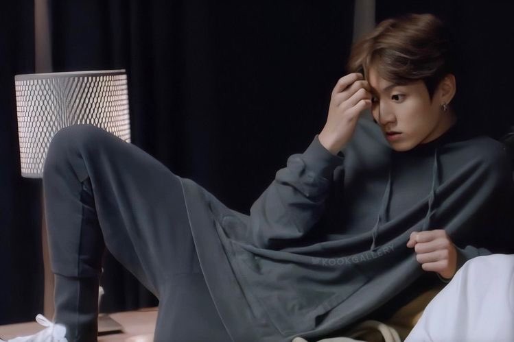 Your camera roll if jungkook was ur boyfriend —— a thread :)