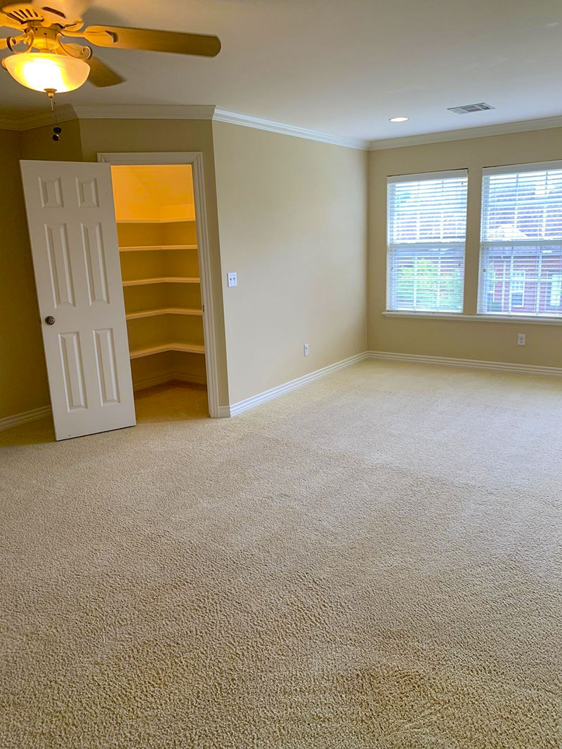 DiscountPN's tweet photo. #Broken_Arrow, OK 74014

A 4/3.5 property for only $349,400! Fix&amp;flip, buy&amp;hold or have it rented. Located near high-rated school. Similar properties are selling at up to $400K!

Call Layna 918-216-0570
https://t.co/V8Ese6AkPe
#Oklahoma #Investment #Property #DiscountPropertyNow https://t.co/lhZZnaXBw2