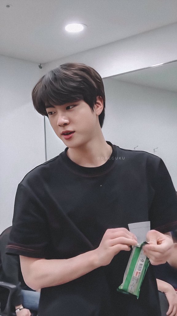 your camera roll if jin was your boyfriend — a thread