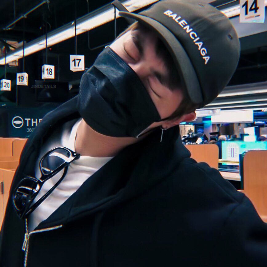 your camera roll if jin was your boyfriend — a thread