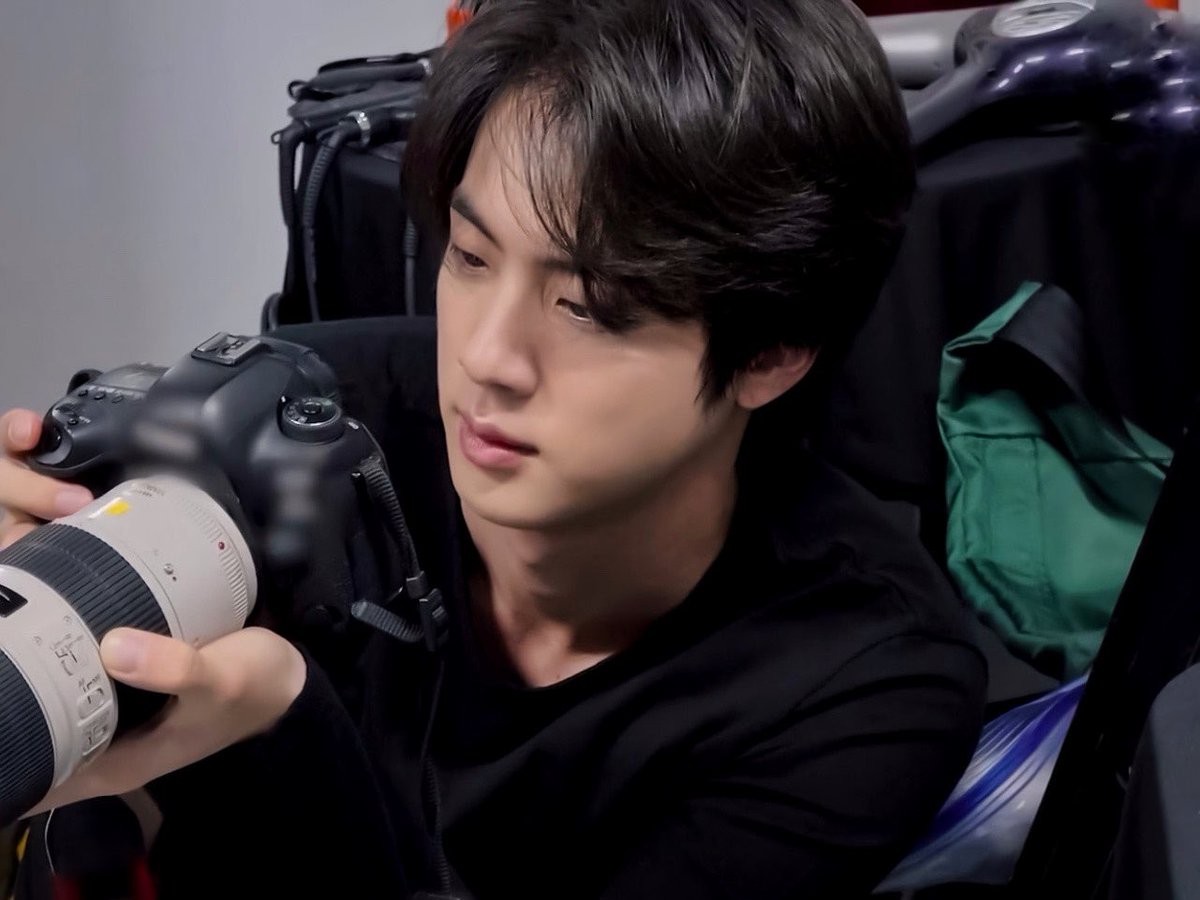 your camera roll if jin was your boyfriend — a thread