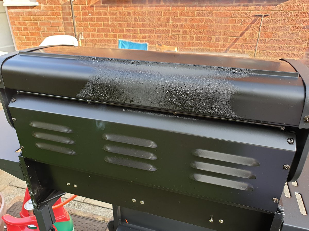 LewisRob3rts's tweet photo. @Tesco Slight issue with my Grill Chef BBQ purchased from you, any advice? https://t.co/6VRTqpEz81