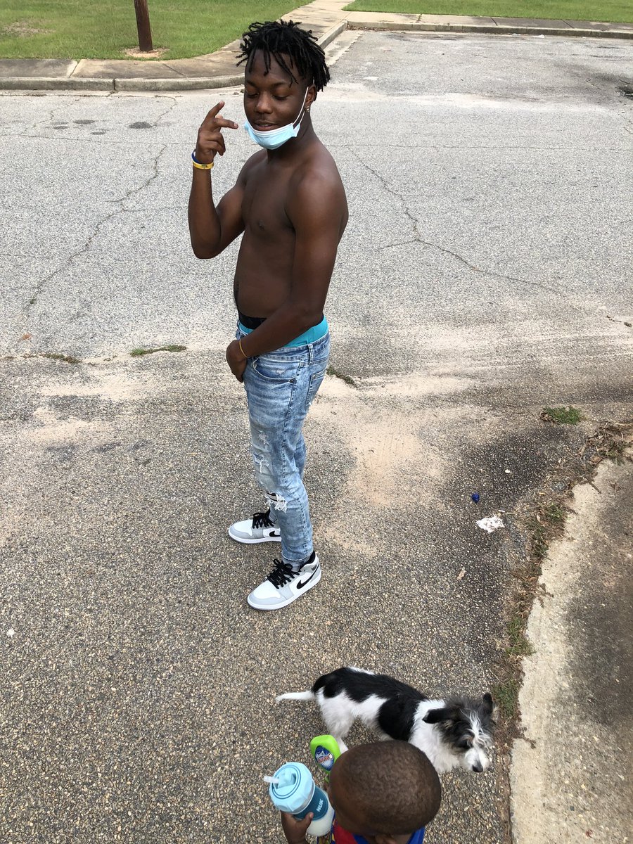 Rayquan2019's tweet photo. Miss my hairrrrrr https://t.co/HTok8WjiHG