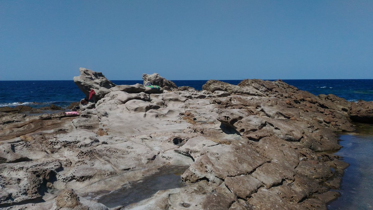 avince77's tweet image. At #PortoFerro #SelfDistancing alright 😉 #COVID19 in #Sardinia #HomeSweetHome
