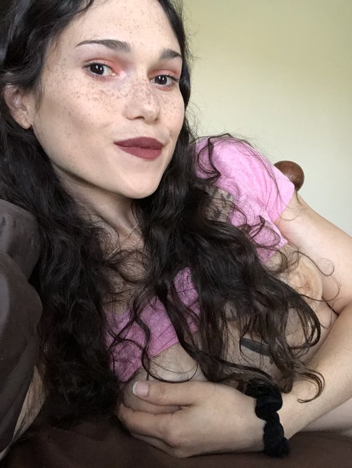 Searching for daddy 😍 https://t.co/HsvZnFRowU<a href="/tag/newprofilepic"class="tags"><span>#newprofilepic</span></a>