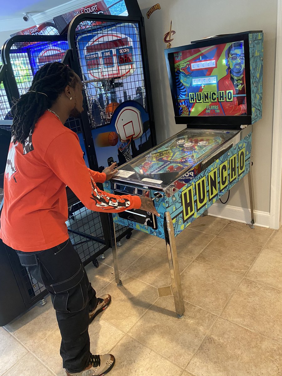 Huncho PinBall