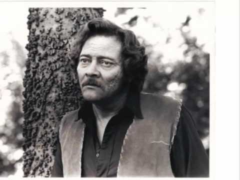 Following Charley’s success on the RCA Victor label, Capitol had what they believed to be an answer to mimic Pride’s success; Stoney Edwards.