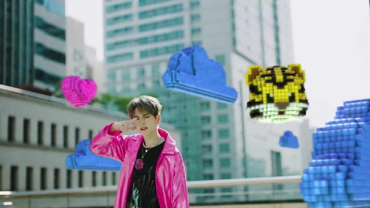 Nahh asahi, yoshi, jaehyuk punya latar yang sama yaitu gedungKenapa mereka bareng bareng gtu bertigaan? Karena mereka satu komplotan