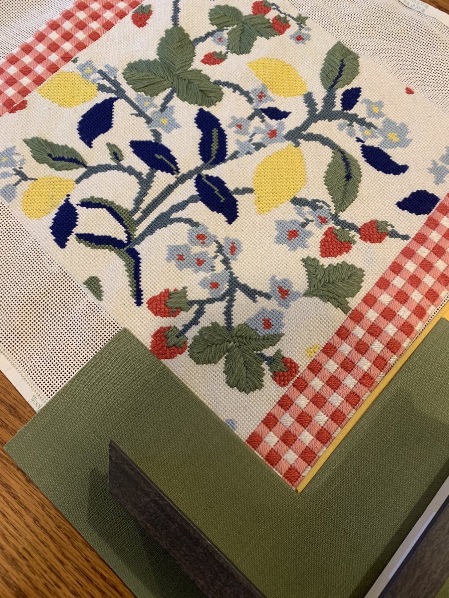 kwalk27's tweet photo. @ConnieSchultz Just dropped my latest needlepoint off at the framer on Murray Hill in Little Italy last week! https://t.co/vFrtcEKmlF
