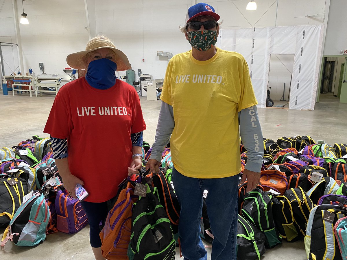 UnitedWaySLO's tweet photo. Thank you to all the volunteers who helped us distribute backpacks to the public school teachers in St. Lucie County today. Your time and hard work was appreciated. #LiveUnited https://t.co/TDeR3i2syu