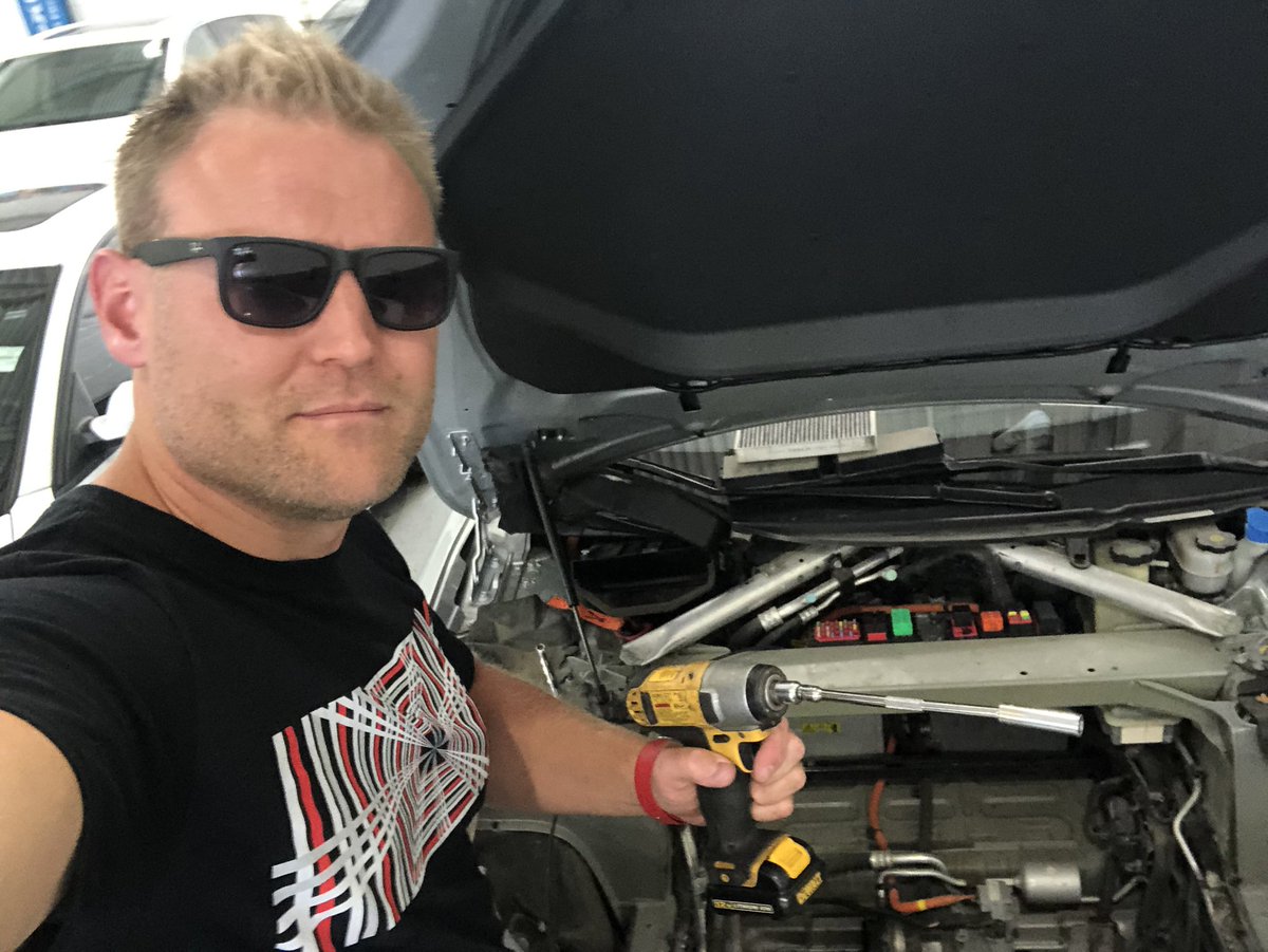 JoshWest247's tweet photo. “Come with me if you wanta lift”
(insert @Schwarzenegger voice)
Digging into a 2014 Model S frunk.
Love working on these cars. Intriguing design under every panel. #tesla #whatthefrunk #frunk @elonmusk https://t.co/3qBdFdYhFS