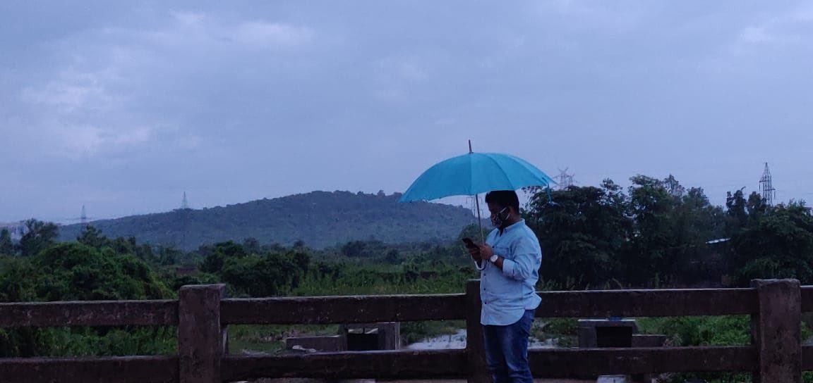 pratyushb90's tweet photo. #Rains #drive 
#Monsoon2020 https://t.co/OVQ7eqj4CI
