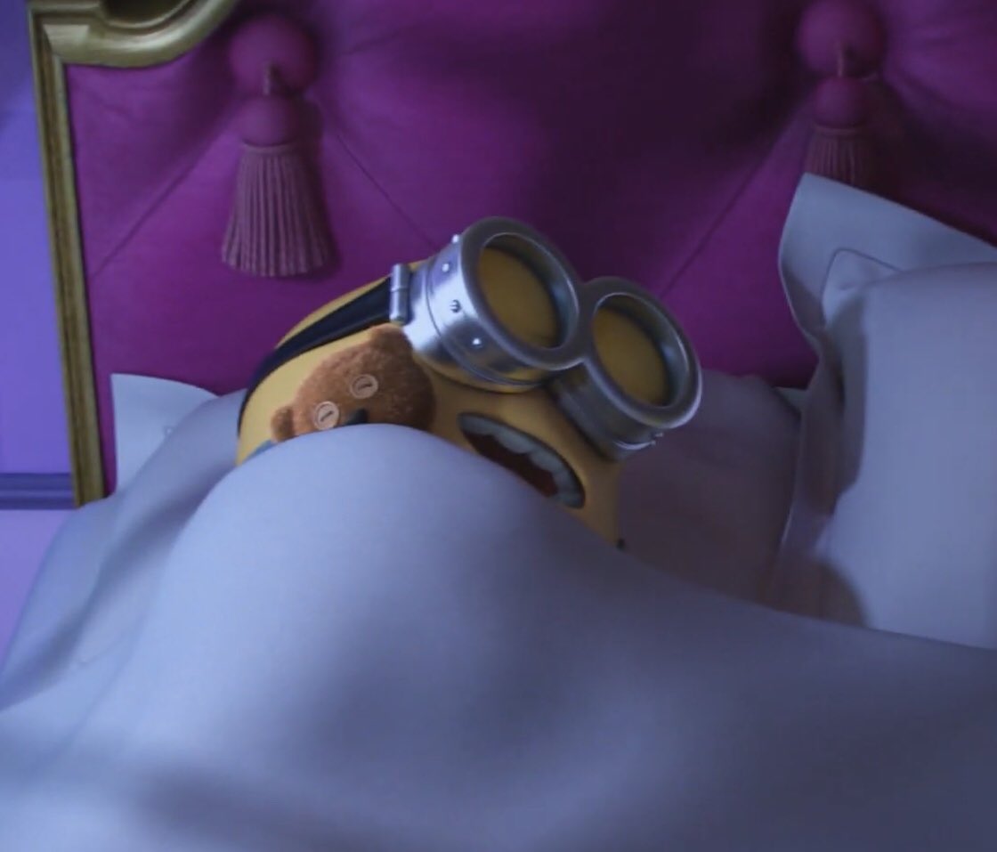 Harry Styles as Bob from Minions, a thread