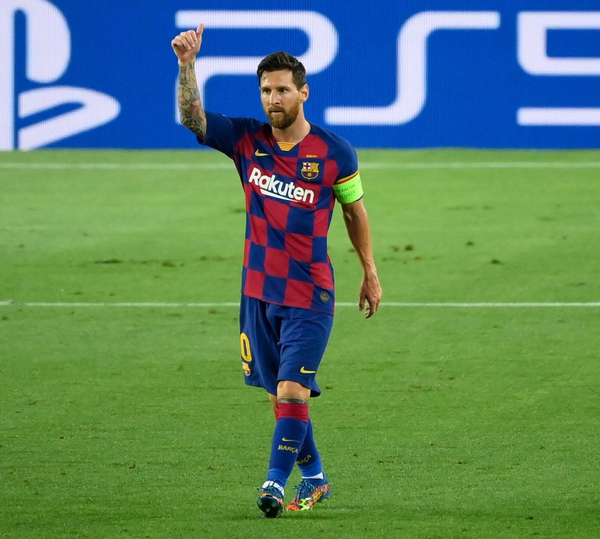 dracortezmaria's tweet photo. En esta cuenta no se discute sobre la SUPREMACÍA de Messi en el fútbol. https://t.co/h1FqxHxtjH