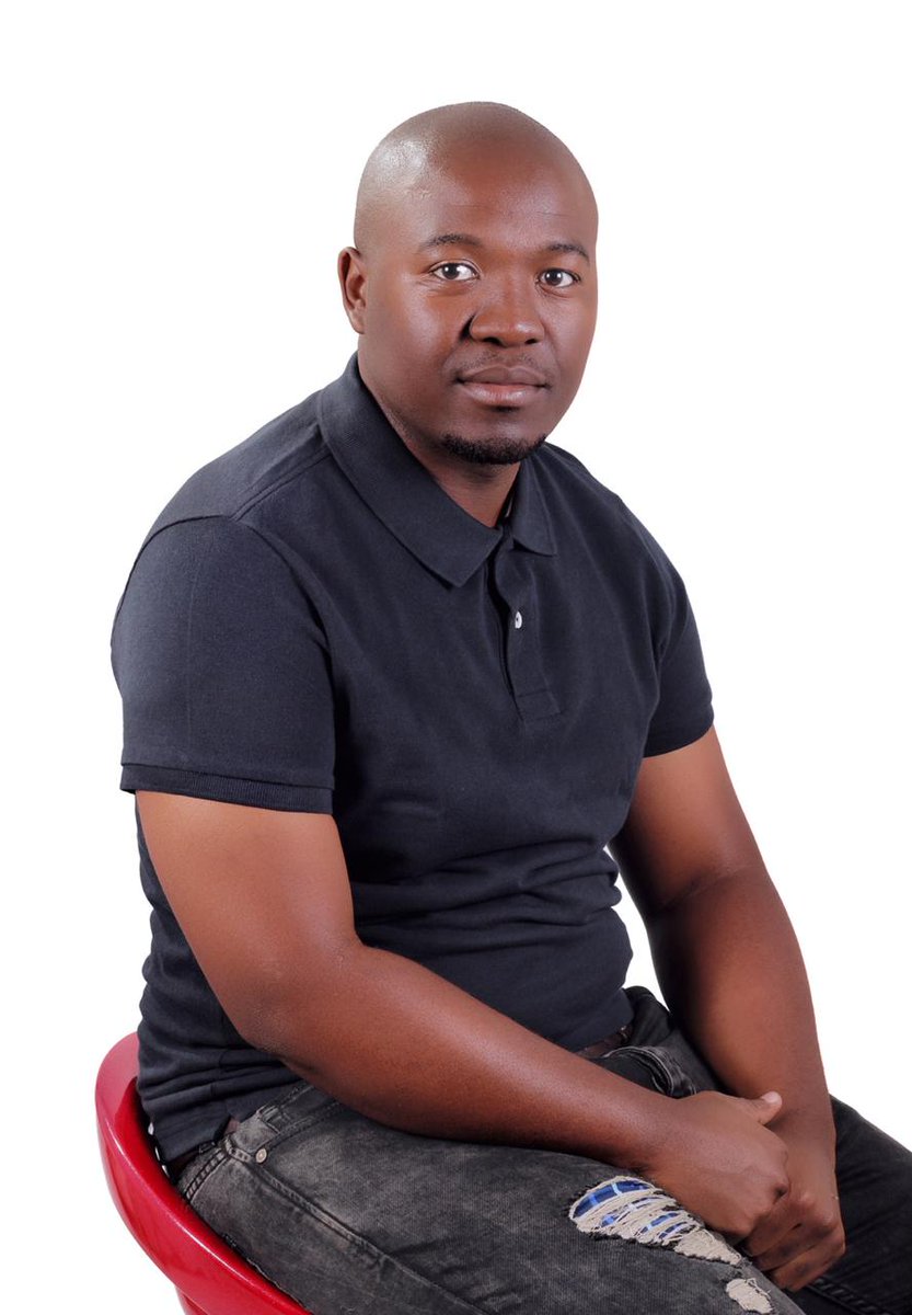 This is how you close a party @ShikishaBistoh on the ones and twos 🔥🔥🔥🔥 #socialdistancingIndoorparty 

#1kzntv 
#SDIP 
#Channel261
<a href="/Makokorosh_SA/">Mr Mahembe Movement🐞</a> <a href="/Deejay15/">DJ15 EYONA</a> <a href="/Deejaymayaya/">Dj Mayaya R/Bay</a> <a href="/FinestNrb/">NRB Finest</a> <a href="/DjaddictSa/">Djaddict</a> @amenistodj