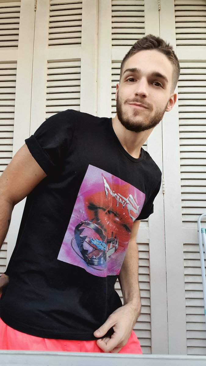 belom4tt's tweet photo. all I ever wanted was love ⚔️💟 https://t.co/TiFr1fVRpW