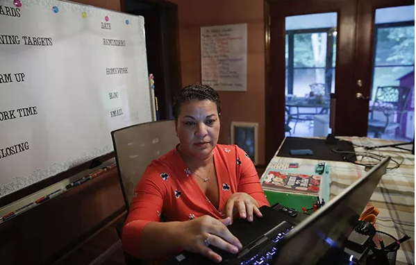 educationweek's tweet photo. Here's a look at how to make lessons cohesive when teaching both remote and in-person classes. #ReopeningSchools https://t.co/Pbo9duUzaP https://t.co/AHwv0makqc