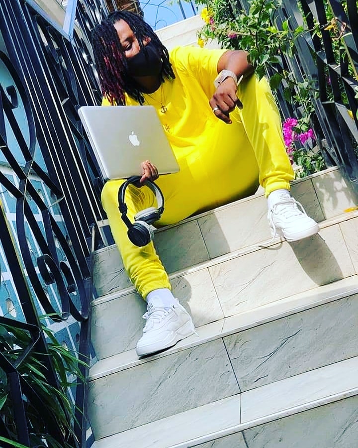 LORD_DASH_PRO's tweet image. Happy Birthday queen of our Time!! @BouzyGina we wish u  #LLnP 🎂  #WePromote  #LordDashProduction 💯🔥🔥