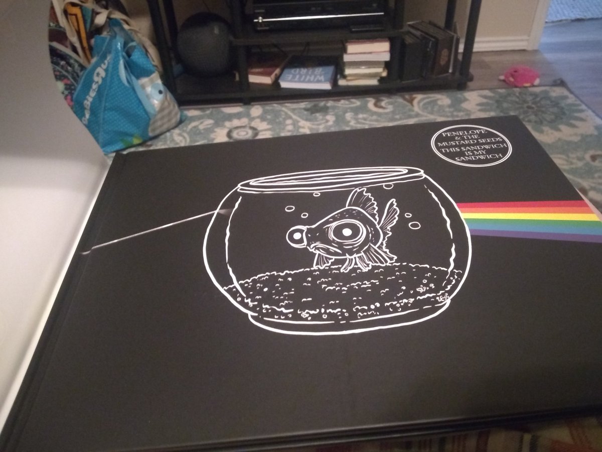 LibraryFly's tweet photo. This book is so amazing! I love the album look under the jacket! @RyanT_Higgins https://t.co/FD0Bh5BkQE