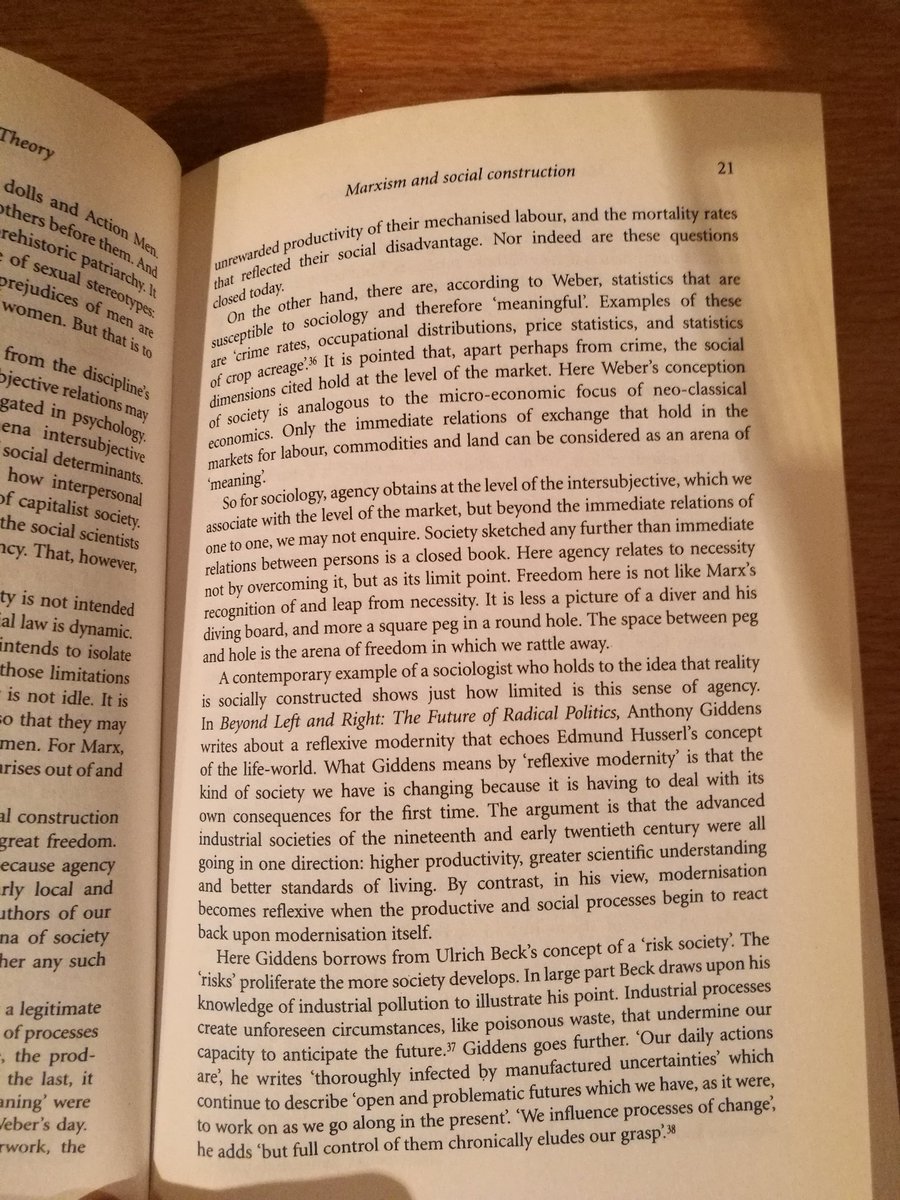 @LaraAone @janeclarejones @eleighdo @wekatweets @precatlady @graceelavery @ThaneSagarQs @KatyMontgomerie @FondOfBeetles @Docstockk A happy rediscovery from my holiday reading is this old essay from 1996, by @JamesHeartfield - the essentialism thing really clicks into context.