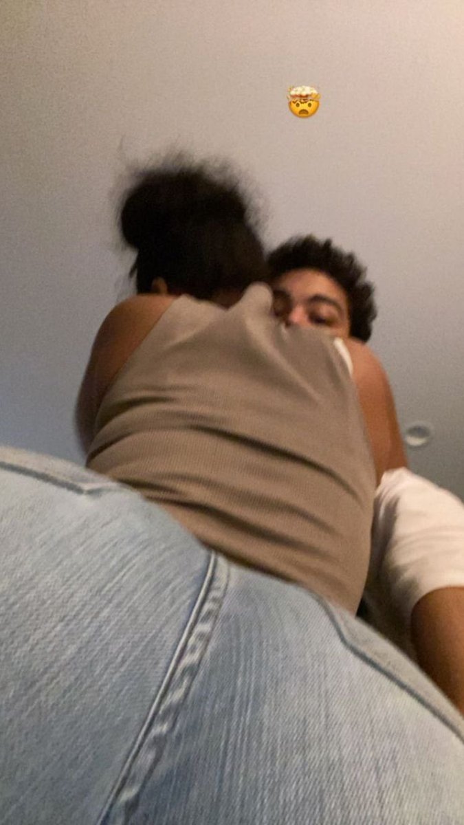 sexualthin's tweet photo. ☺️💗 qotd: are you single or taken?

-#freakythreads #thread #freakymood #relationship #RelationshipGoals #sexual #freak #couple #freakycouple #mood- https://t.co/5BByZkIPs3