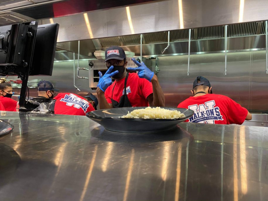 Brandon Landry (@blwalkon) on Twitter photo Odessa TX get ready! Training is rockin along. <a href="/walk_ons/">Walk-On's Sports Bistreaux</a> opens Tuesday ! #GameOn Odessa TX get ready! Training is rockin along. <a href="/walk_ons/">Walk-On's Sports Bistreaux</a> opens Tuesday ! #GameOn