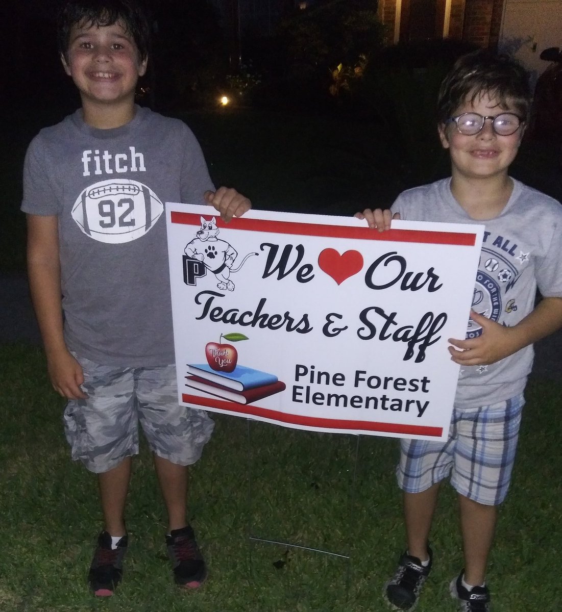 We ❤our PFE teachers. 
#onegiantleappfe
<a href="/DarcyScharff/">Darcy Scharff</a> 
<a href="/dancerchristy16/">Christy Whitaker</a> 
Thank you Carrie Miller for the signs and Zoraya for sharing them. 
#makethisschoolyeargreat
