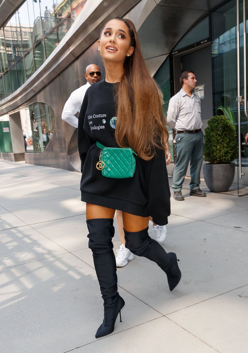 Ariana Grande got the best style a thread: