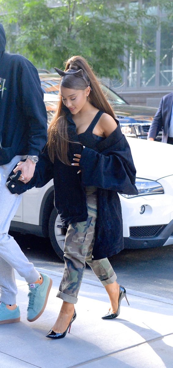 Ariana Grande got the best style a thread: