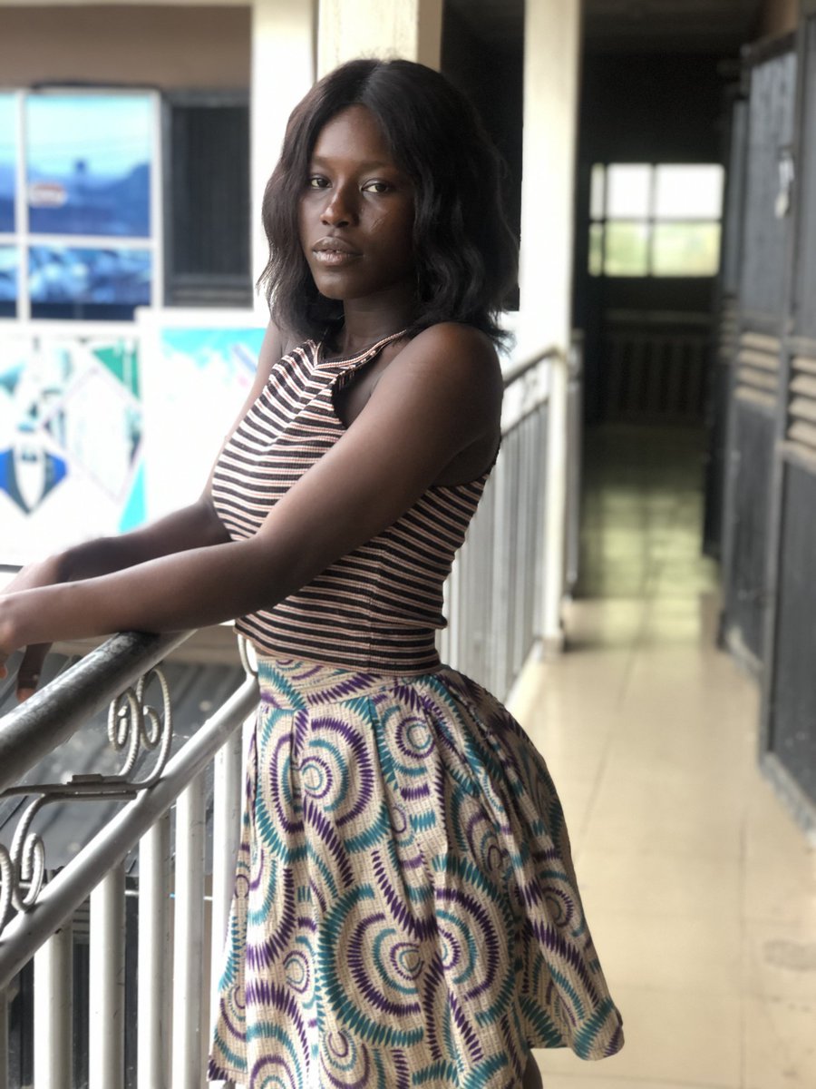 spaced_teeth's tweet photo. Hey honey....
Lemme be your muse 

#BBNaijaLocdown2020 #LAYCONtent #BAYCHE Messi Lucy koulibaly https://t.co/ZEGRTAKF0C