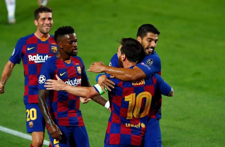 Bil3l_02's tweet photo. ثلاثةٌ يستحقون التضحية ..❤
وطن،فتاة،برشلونة💙
#برشلونه_نابولي 
#ميسي 
#فيسكا_برشا https://t.co/RmbhhTrxk4