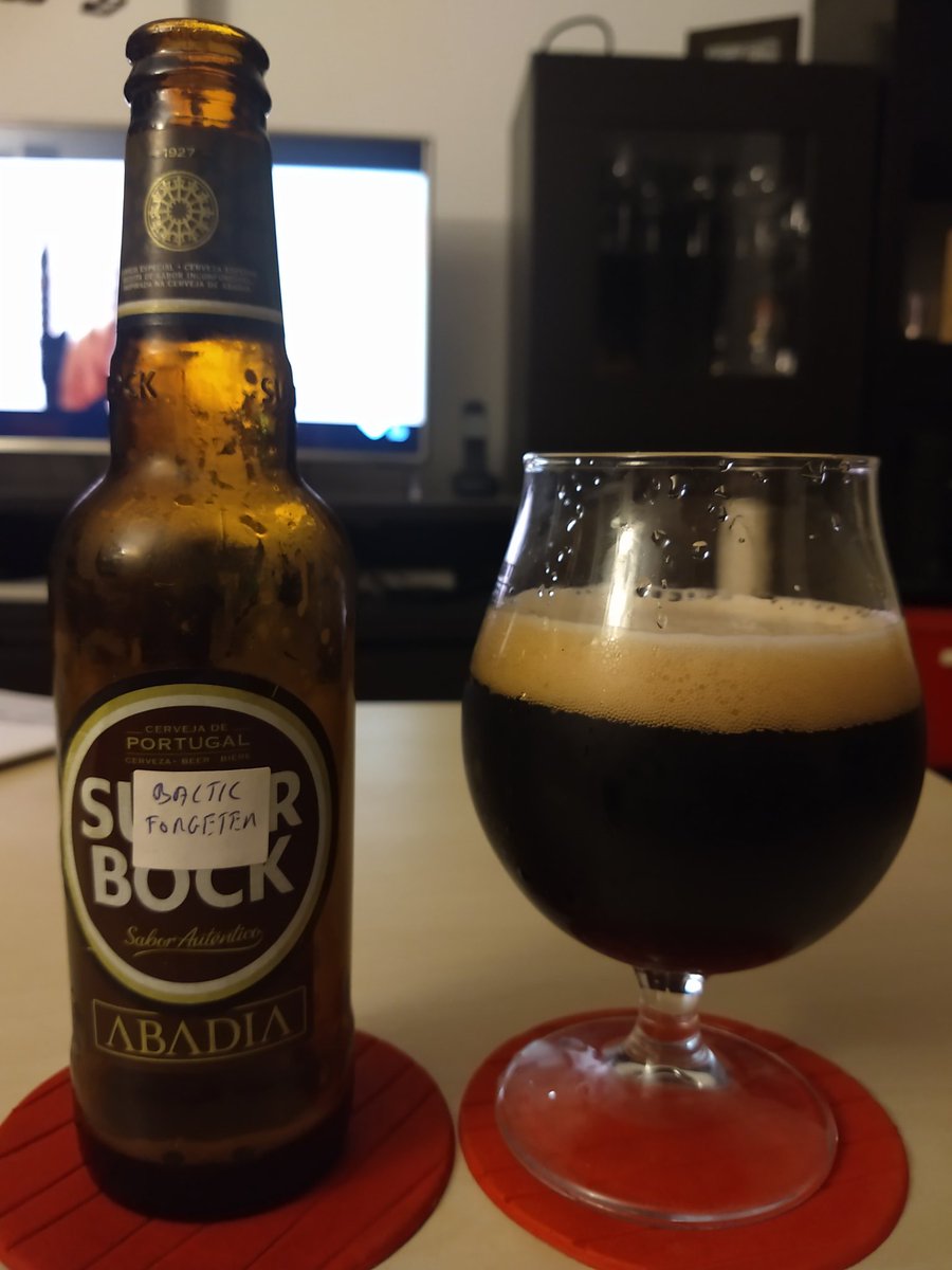 BrewBand's tweet photo. Pues aquí, disfrutando del birrote que hicieron "Rambo" y "Forgetter", una Baltic Porter "olvidada" con espirales de madera. Brutal... https://t.co/eopUUe3FPp