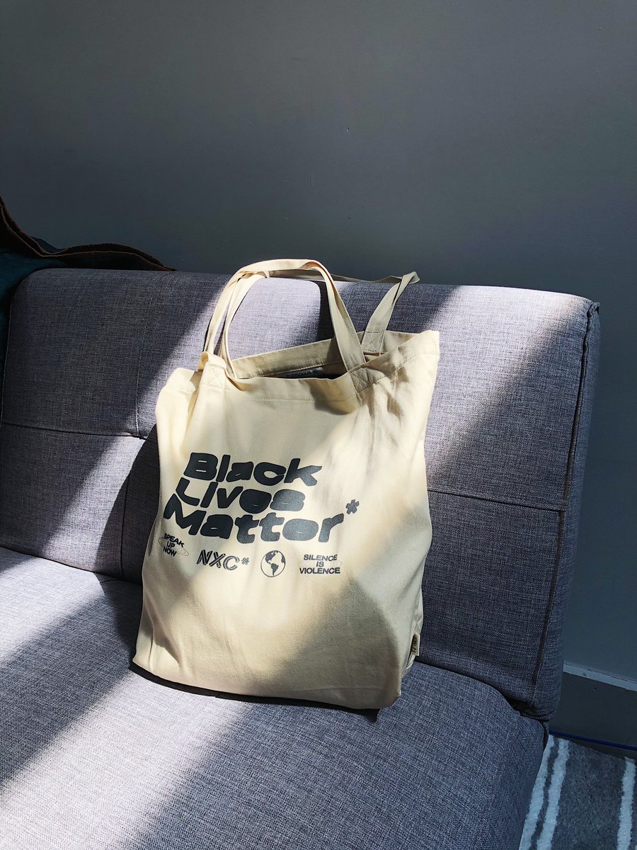 noxcapestudios's tweet photo. the only tote bag you need. #blacklivesmatter 

https://t.co/n1VtCJ2TGS https://t.co/CRCMbpJJj4