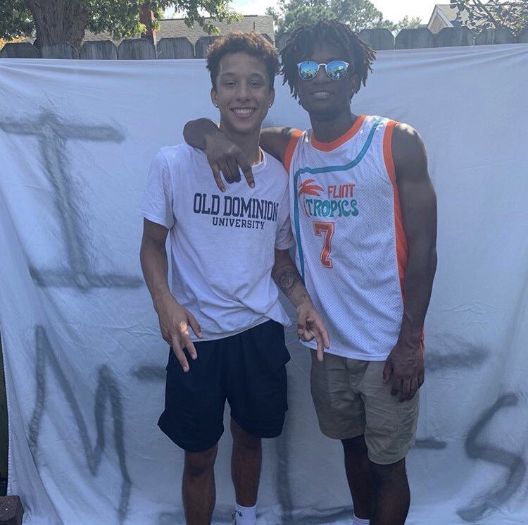 Join us in wishing our Brother <a href="/calvinwhite23/">Calvin 🏳️</a> a very happy birthday!! Thanks for everything you do for our fraternity!!🥳🥳