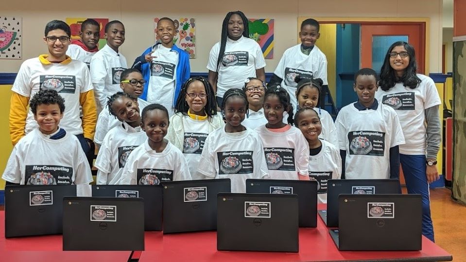HerComputing's tweet image. Refurbished Computer Lab at Valley Settlement House while also leading their afterschool coding club! #HerComputingImpact #computingforall