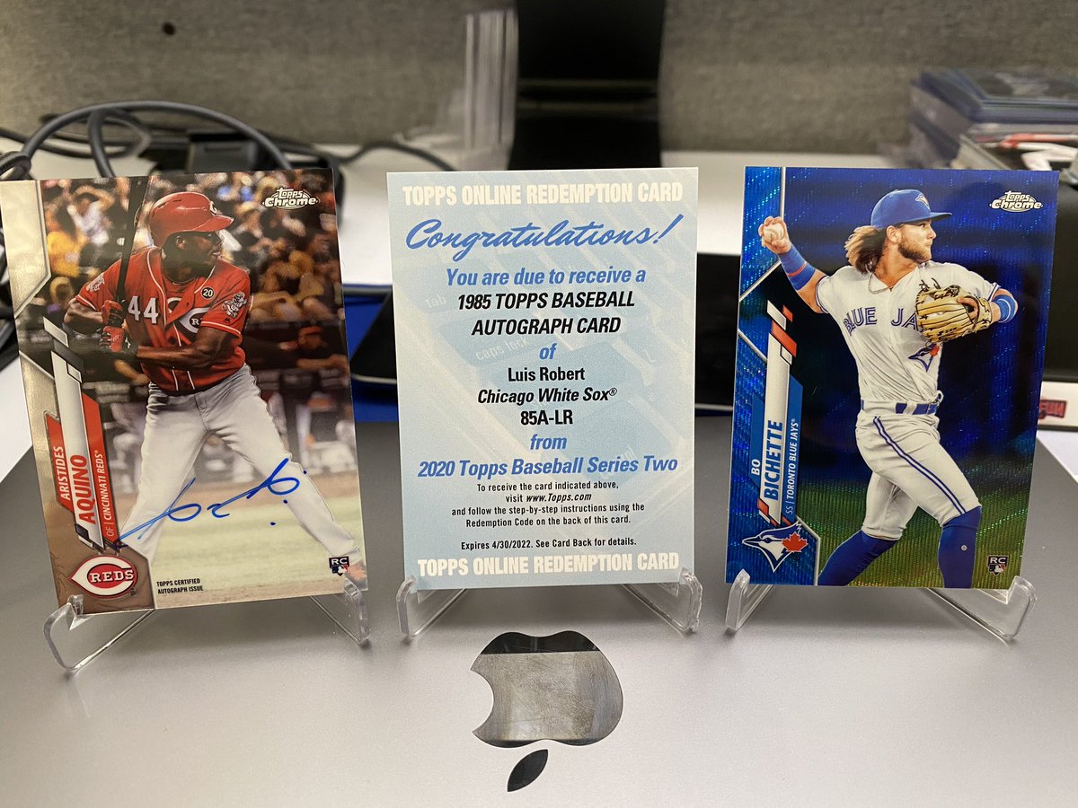 PJHughes45's tweet photo. Abe went up to the LCS on #NationalBaseballCardDay to get me a box of series 2 and chrome. Topps must have known he was coming #LoadedBoxes https://t.co/teOhkpucsO