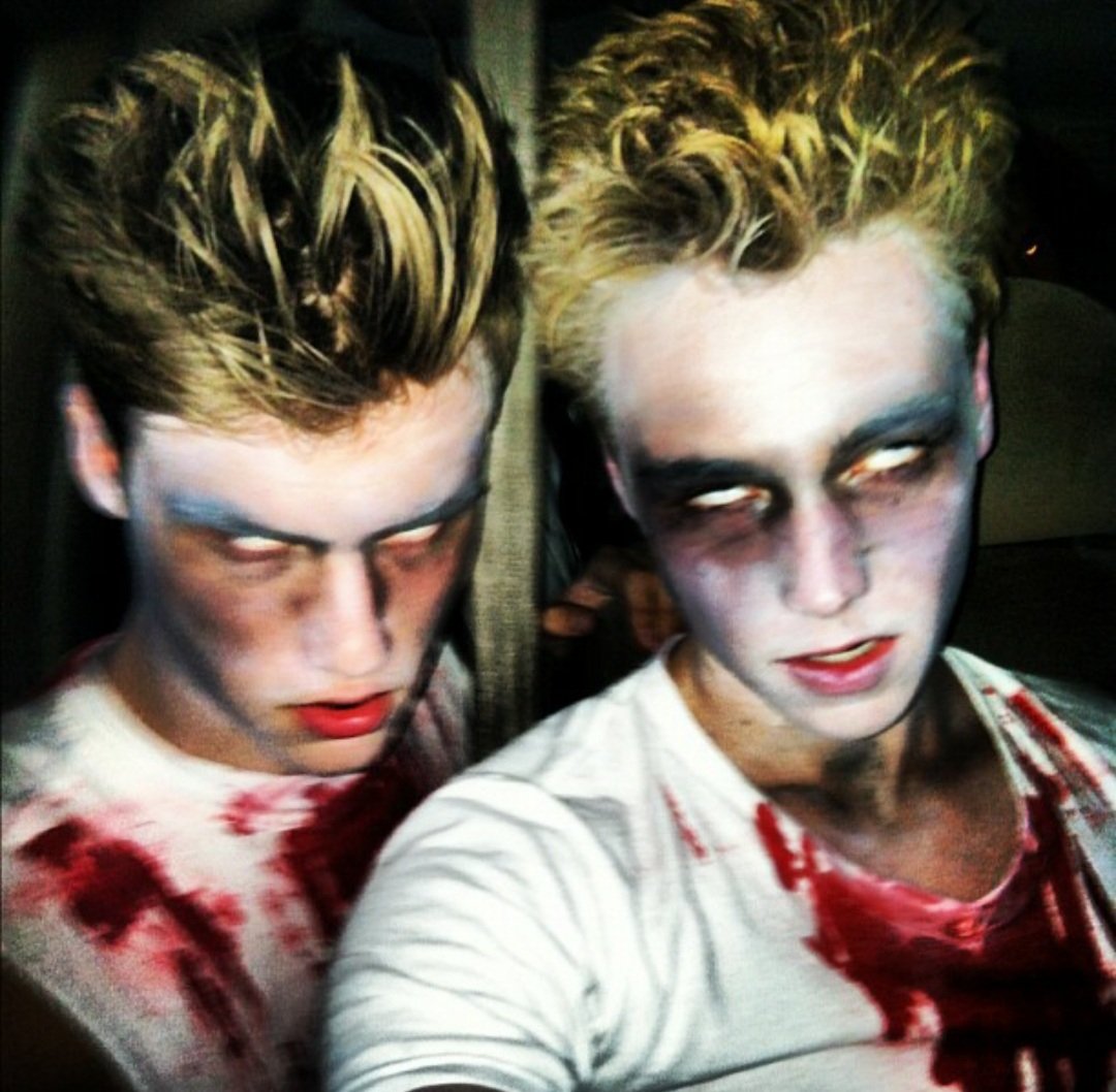 [As me and <a href="/Arrogant_Youth_/">Jackson Alexander</a> walk into <a href="/BloodlineBar/">B L O O D L I N E</a> I look around to see if I can find <a href="/lightwoodizzie/">Isabelle Lightwood (parody)</a>. I look at Jackson] Let's try to stay out of trouble ok?

#VOODOOPARTY