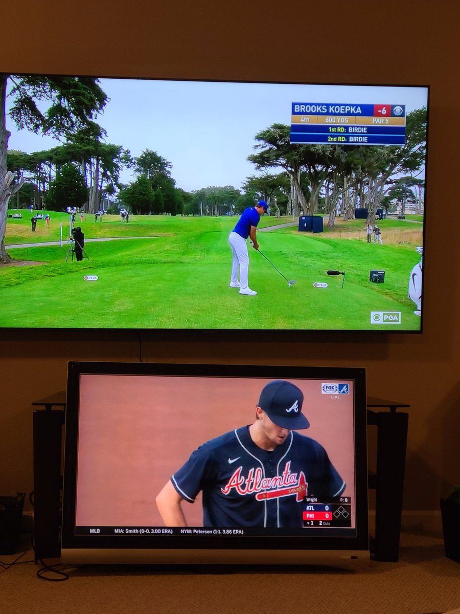 13aruss's tweet photo. So....this just got setup at our house 🖥🖥🤦‍♀️ @KRuss71 https://t.co/jtqhVTgr6b